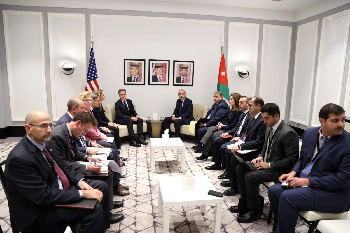 ABD Dışişleri Bakanı Blinken, Ürdün\'de Lübnan Başbakanı Mikati ile görüştü