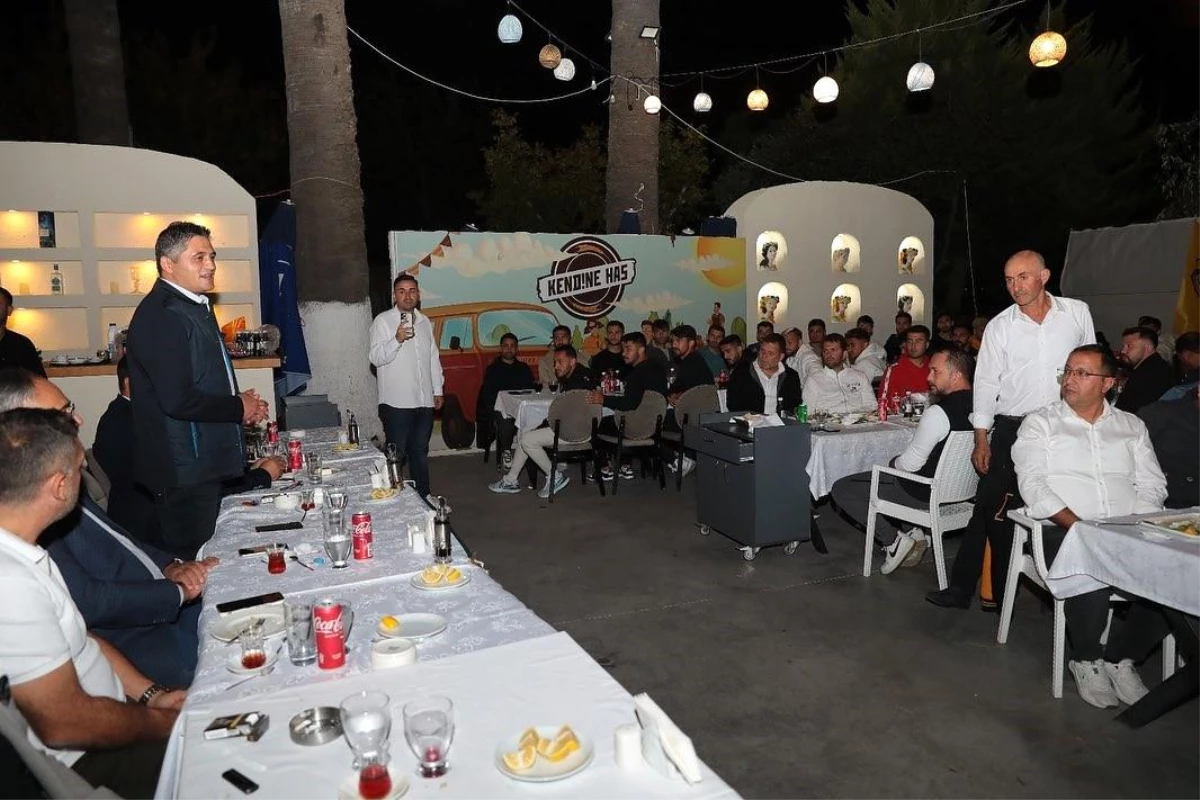 Aliağa FK, Malatya Arguvanspor maçı öncesinde moral yemeği düzenledi