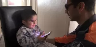 Avcılar'da İtfaiye Ekipleri Camdan Giren Çocuğu Kurtardı