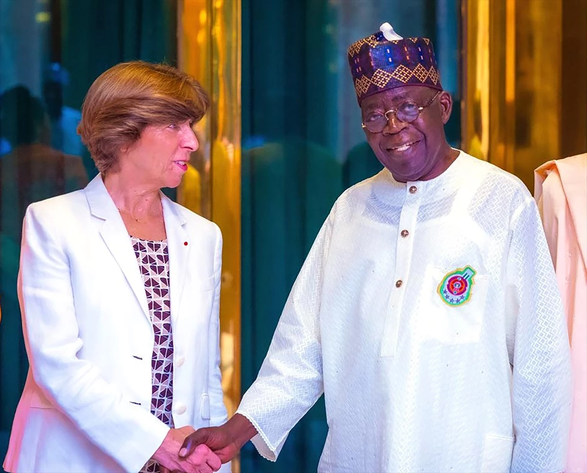 Fransa, Nijerya\'ya Abacha döneminde kaçırılan 150 milyon doları iade edecek