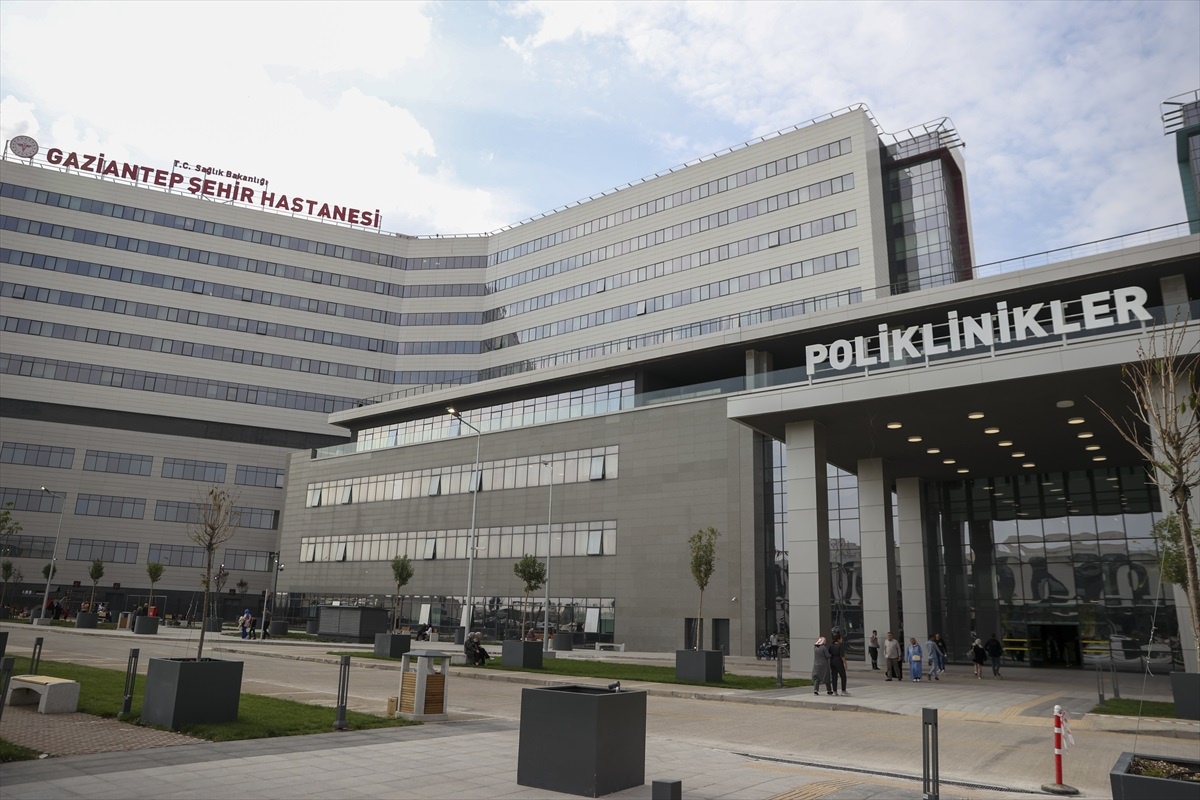 Gaziantep Şehir Hastanesi bir ayı doldurmadan 100 bin hastaya hizmet verdi
