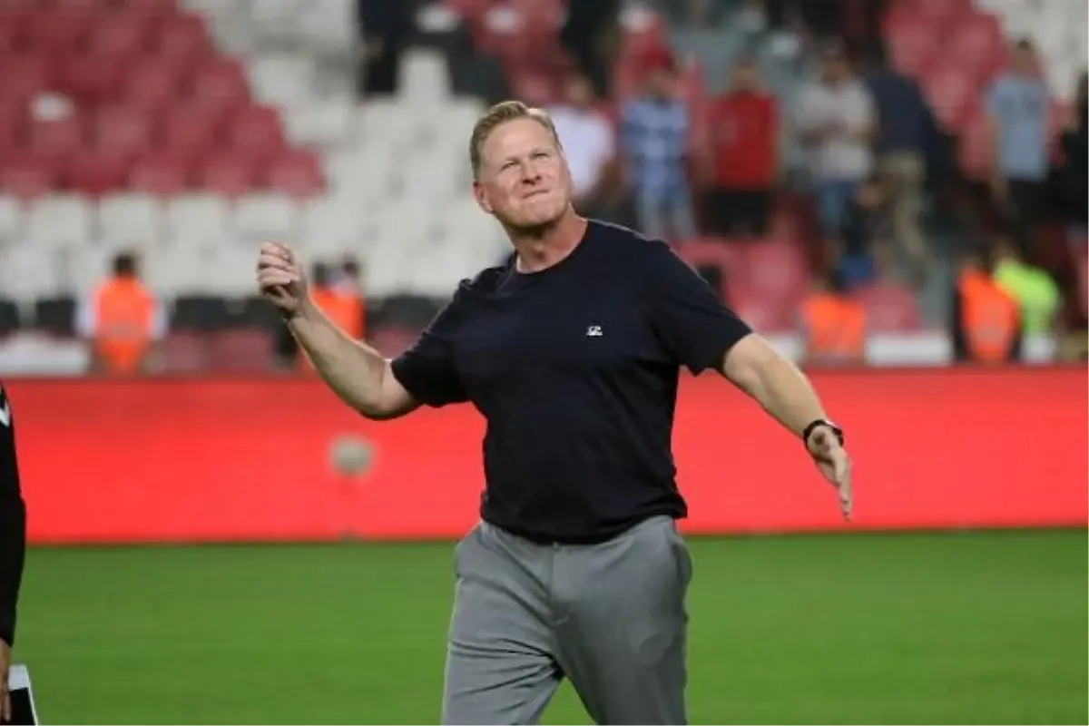 Samsunspor, Hatayspor\'u mağlup ederek ilk galibiyetini aldı