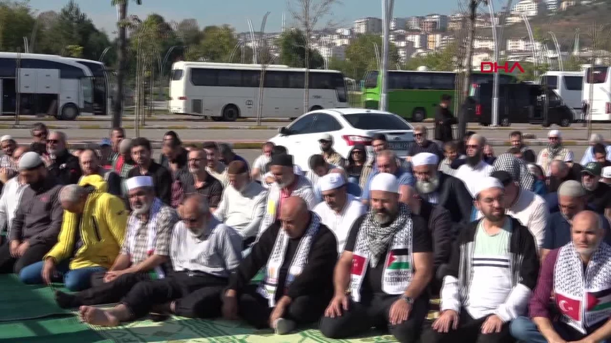 İHH Konvoyu Filistin\'e Destek İçin Yola Çıktı