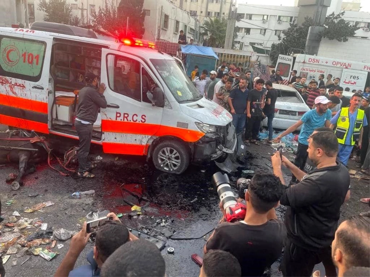 İsrail\'in Gazze\'deki ambulans konvoyu ve okul saldırılarında 35 kişi hayatını kaybetti