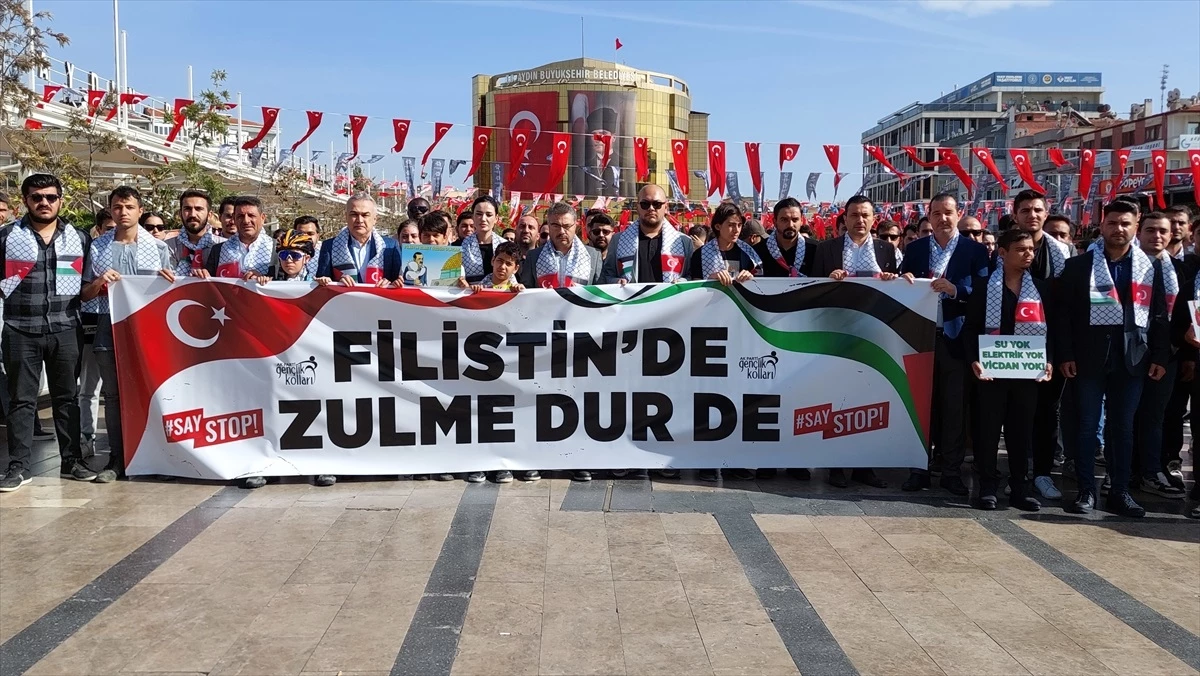 İzmir ve çevre illerde Filistin\'e destek yürüyüşleri düzenlendi