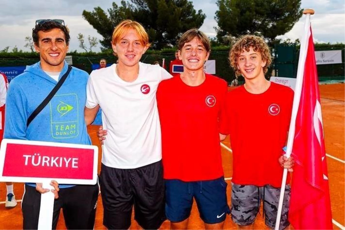 Türk Tenisçi Kaan Işık Koşaner, Tennis Europe Junior Masters Turnuvası\'nda Finale Yükseldi