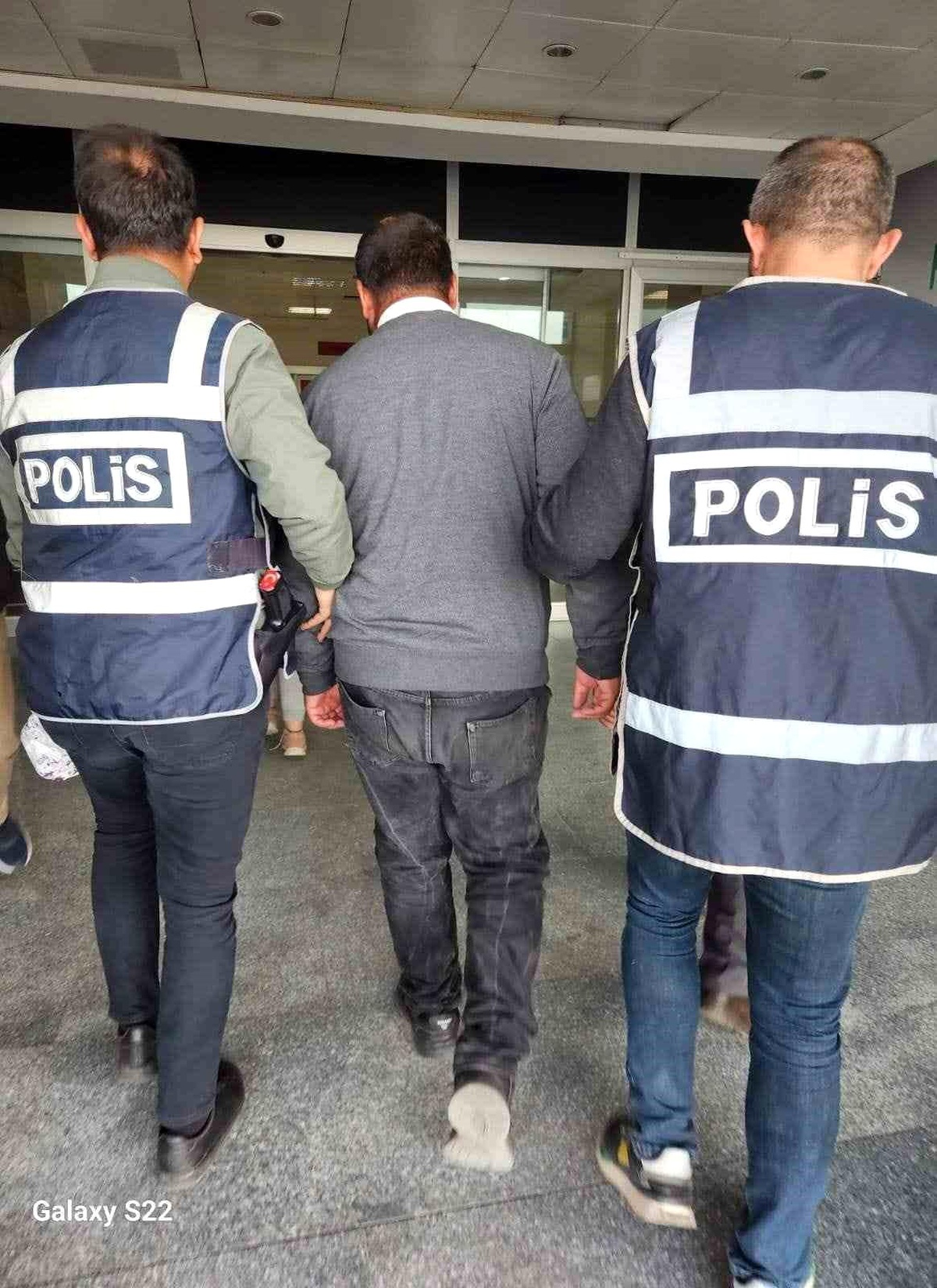 Kars\'ta hapis cezası bulunan bir kişi yakalandı