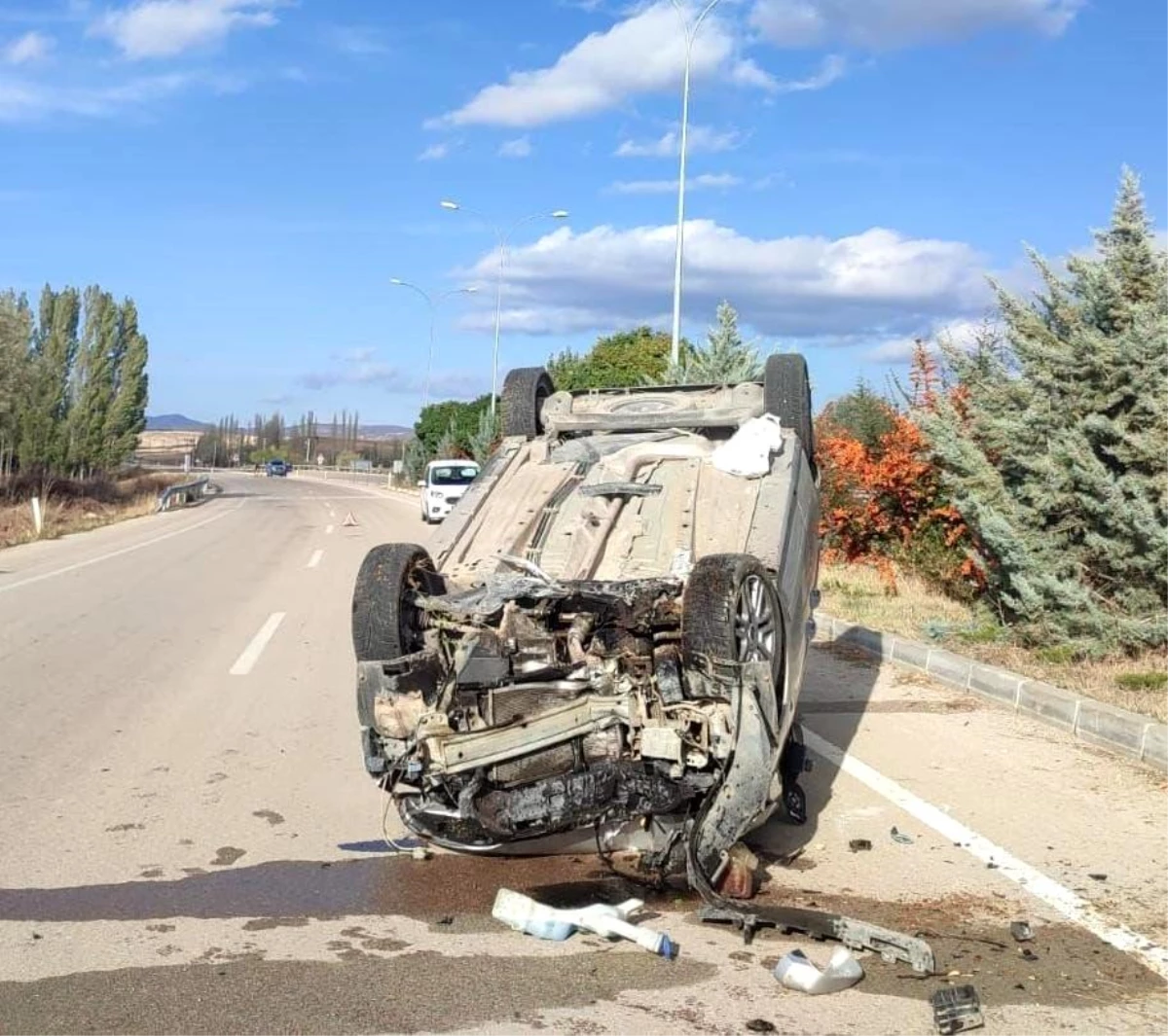 Afyonkarahisar İhsaniye\'de Otomobil Takla Attı: 1 Yaralı