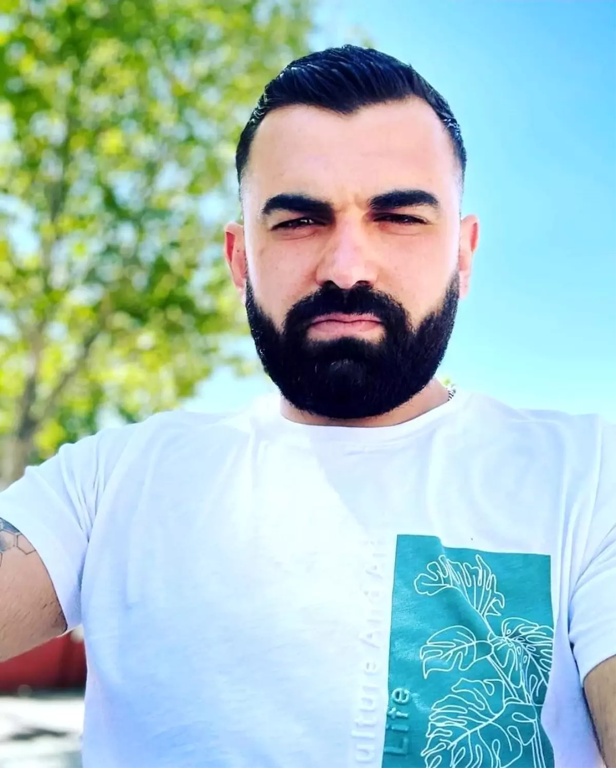 Kırşehir\'de devrilen otomobilin sürücüsü öldü