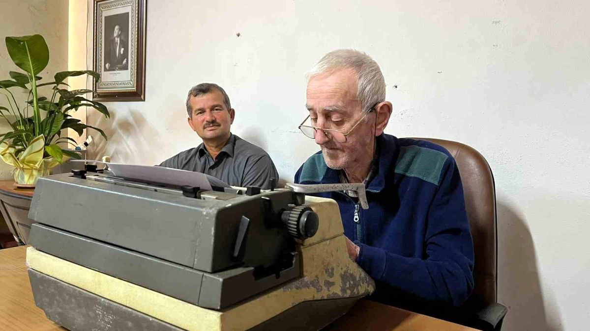 Sinop\'ta Arzuhalcilik Mesleği Teknoloji Karşısında Yok Oldu