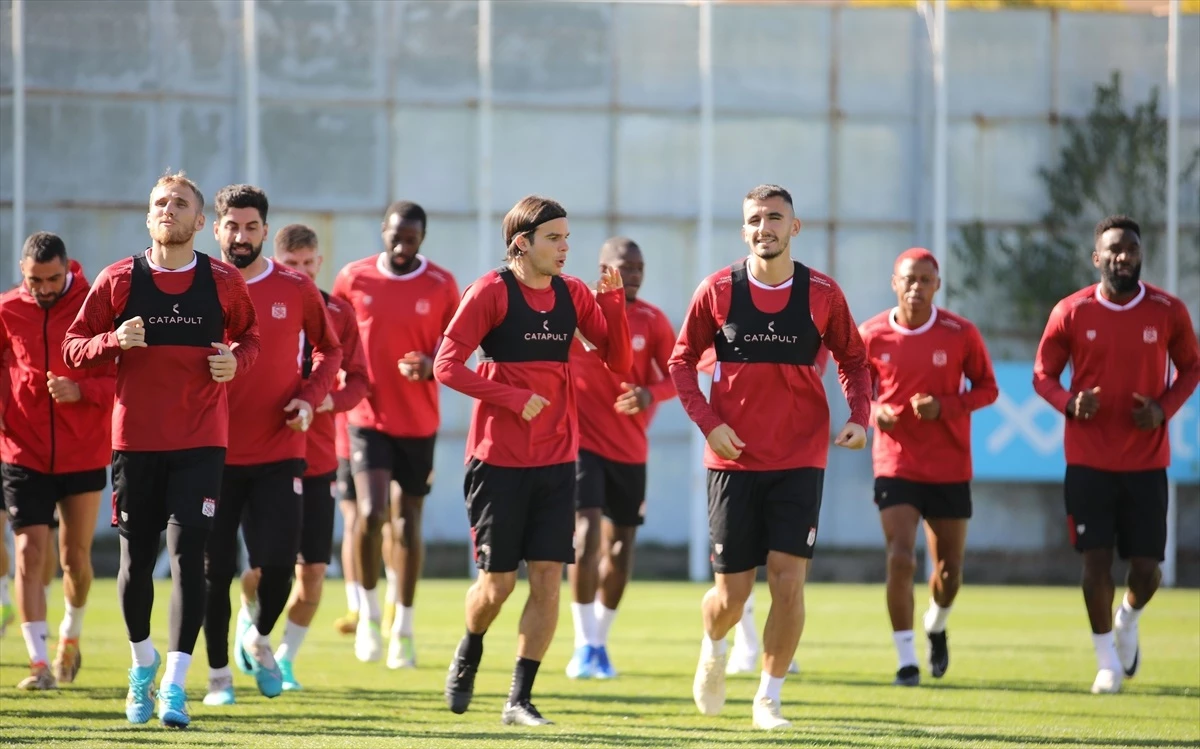 E.Y. Sivasspor, Y. Adana Demirspor maçı için hazır