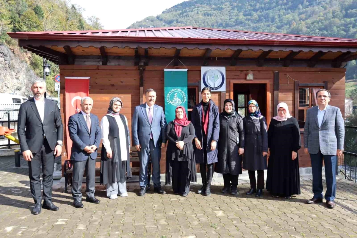 Trabzon Tarım ve Orman İl Müdürü ÇAYDER Kadın Kooperatifini ziyaret etti