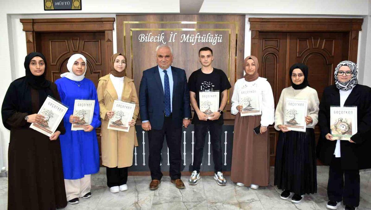 Bilecik İl Müftüsü Ali Erhun, Türkiye İlahiyatlar Derneği Bilecik İl Temsilciliği üyeleriyle bir araya geldi