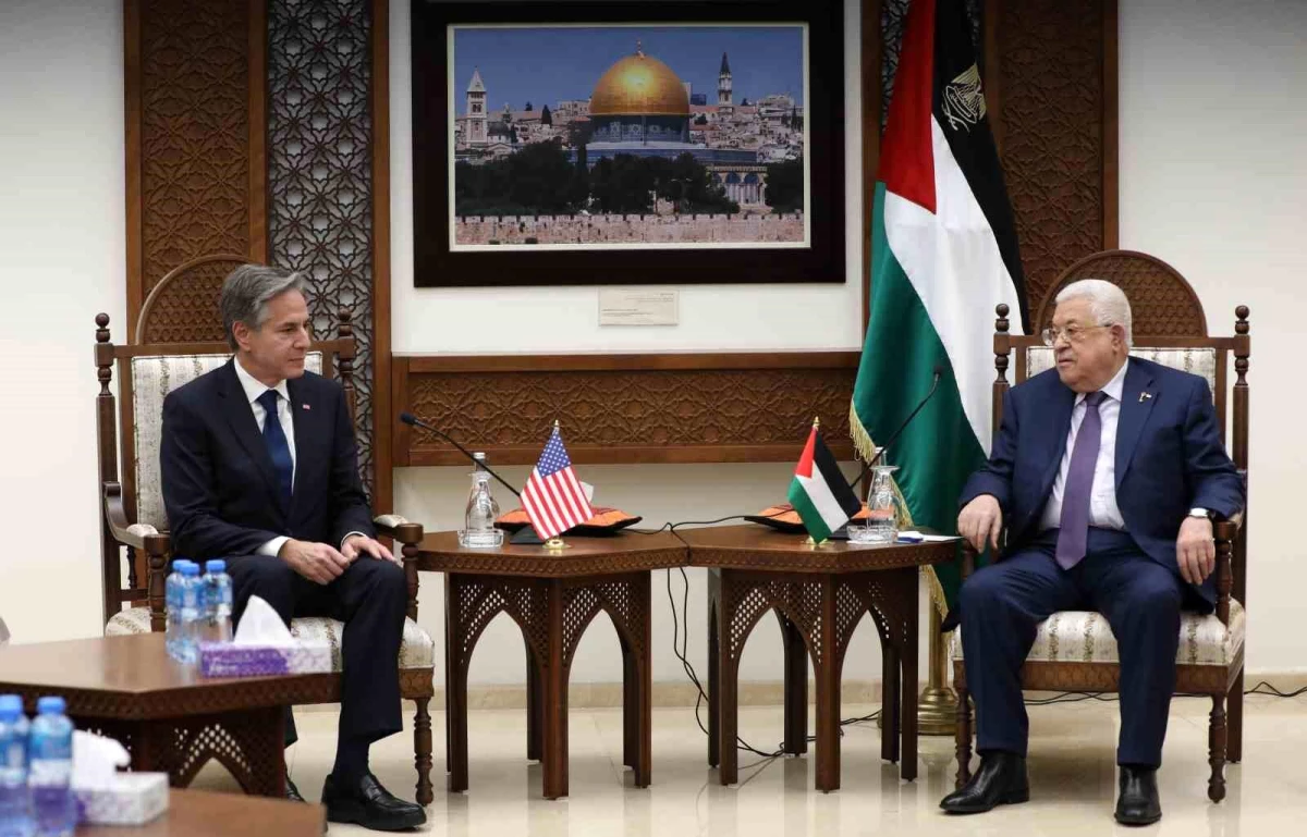 ABD Dışişleri Bakanı Blinken, Filistin Devlet Başkanı Abbas ile Ramallah\'ta görüştü
