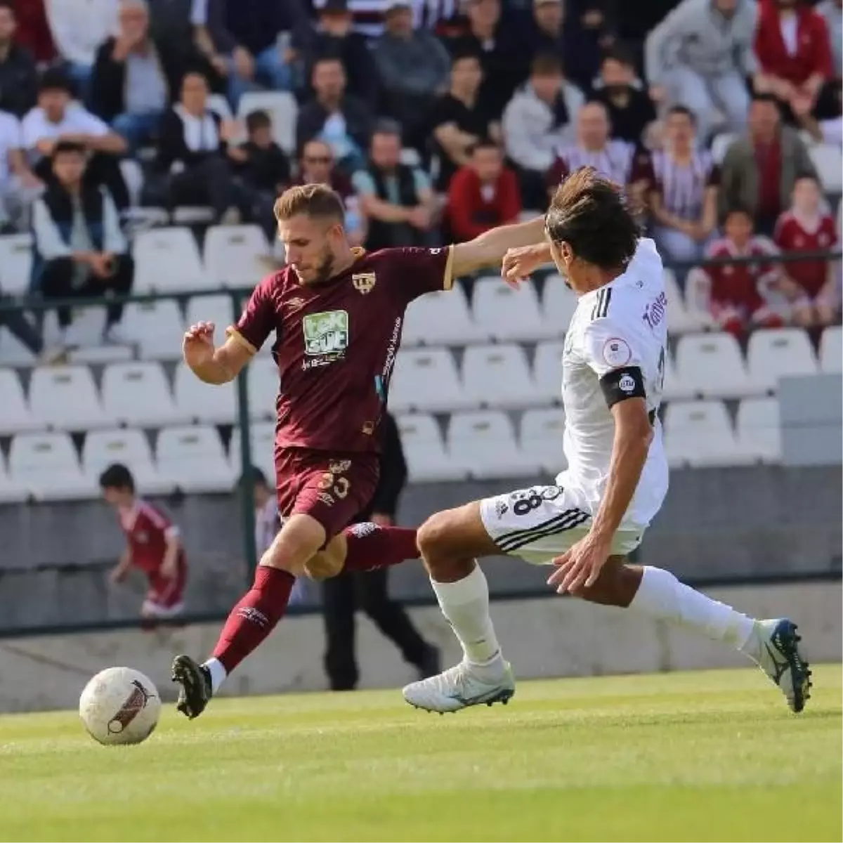 Bandırmaspor, evinde Altay\'ı 2-0 mağlup etti