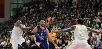 Anadolu Efes, Samsunspor'u 93-73 mağlup etti