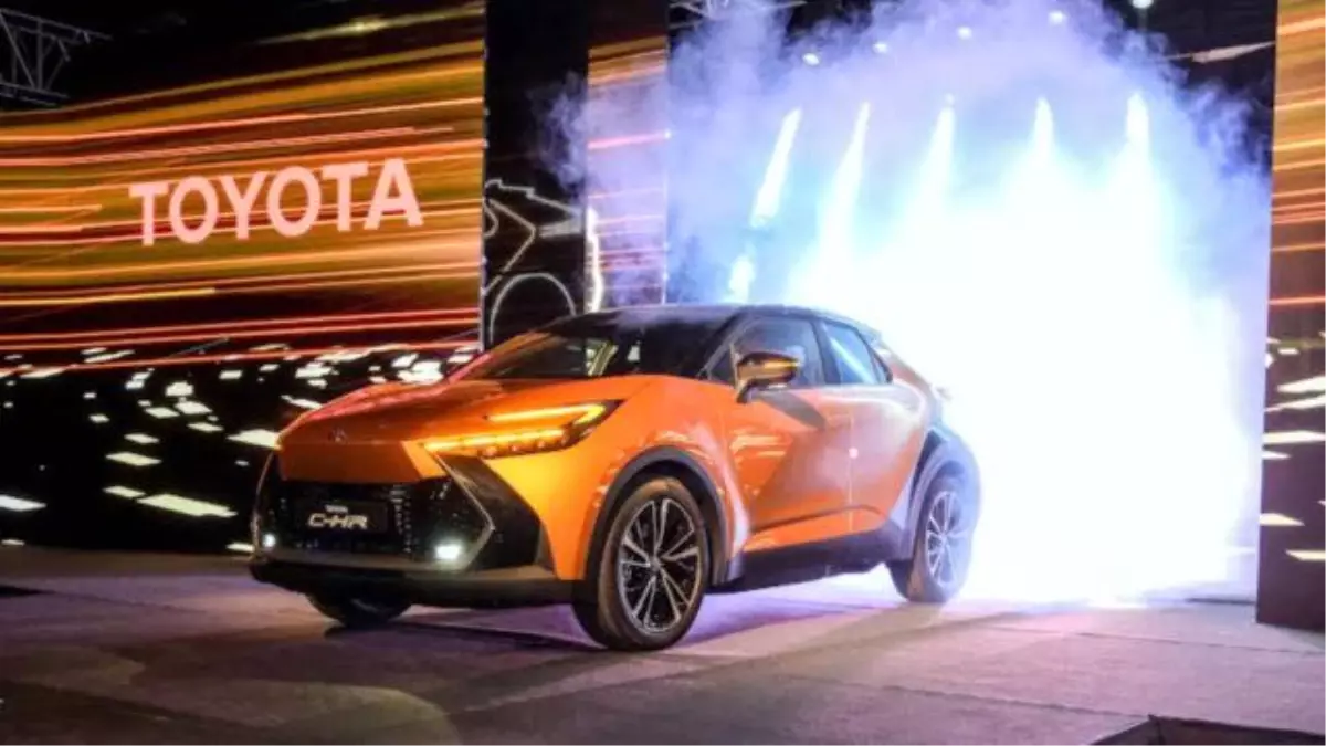 Avrupa\'da ilk: Yerli şarj edilebilir Toyota C-HR üretimi başladı!