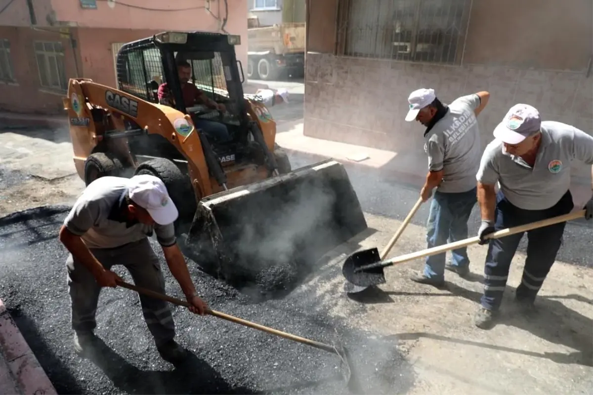 İlkadım Belediyesi Yolların Kalitesini Artırmak İçin Çalışıyor