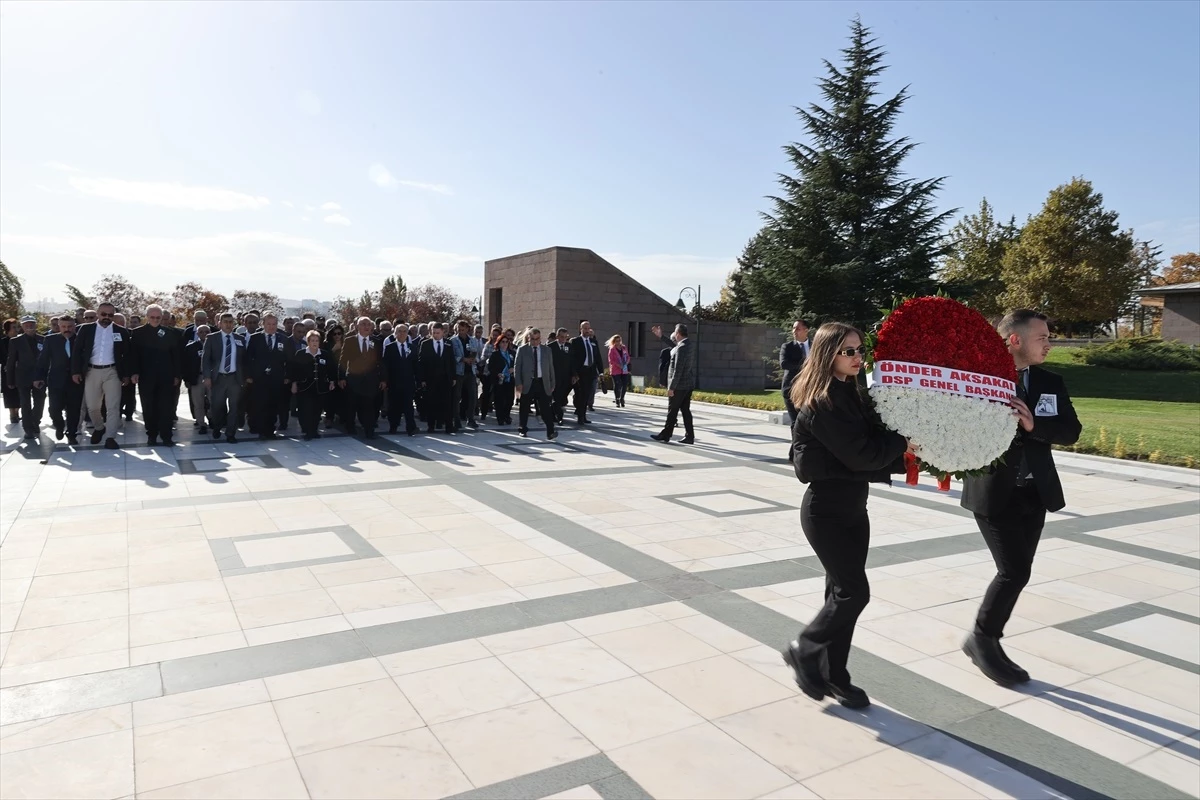 Bülent Ecevit\'in vefatının 17. yılında anma töreni düzenlendi