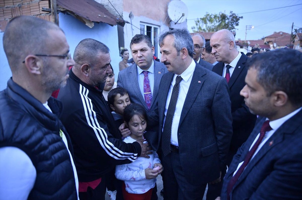 Edirne Valisi Karaağaç Mahallesi\'nde ziyaretlerde bulundu