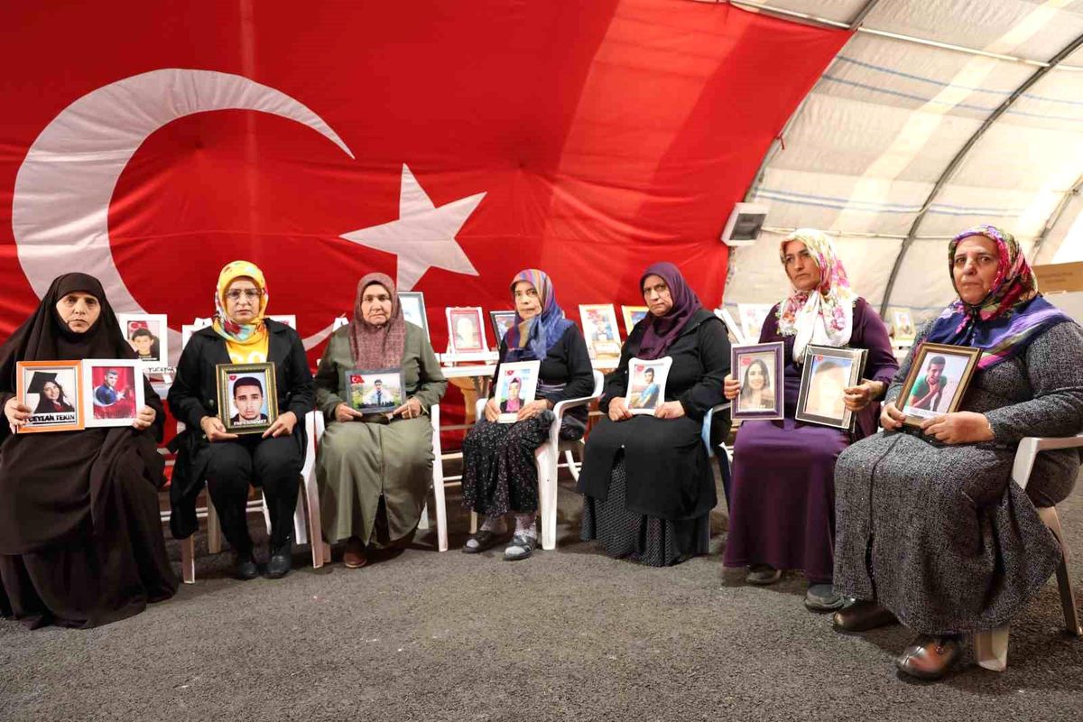 Ailelerin Evlat Nöbeti Devam Ediyor