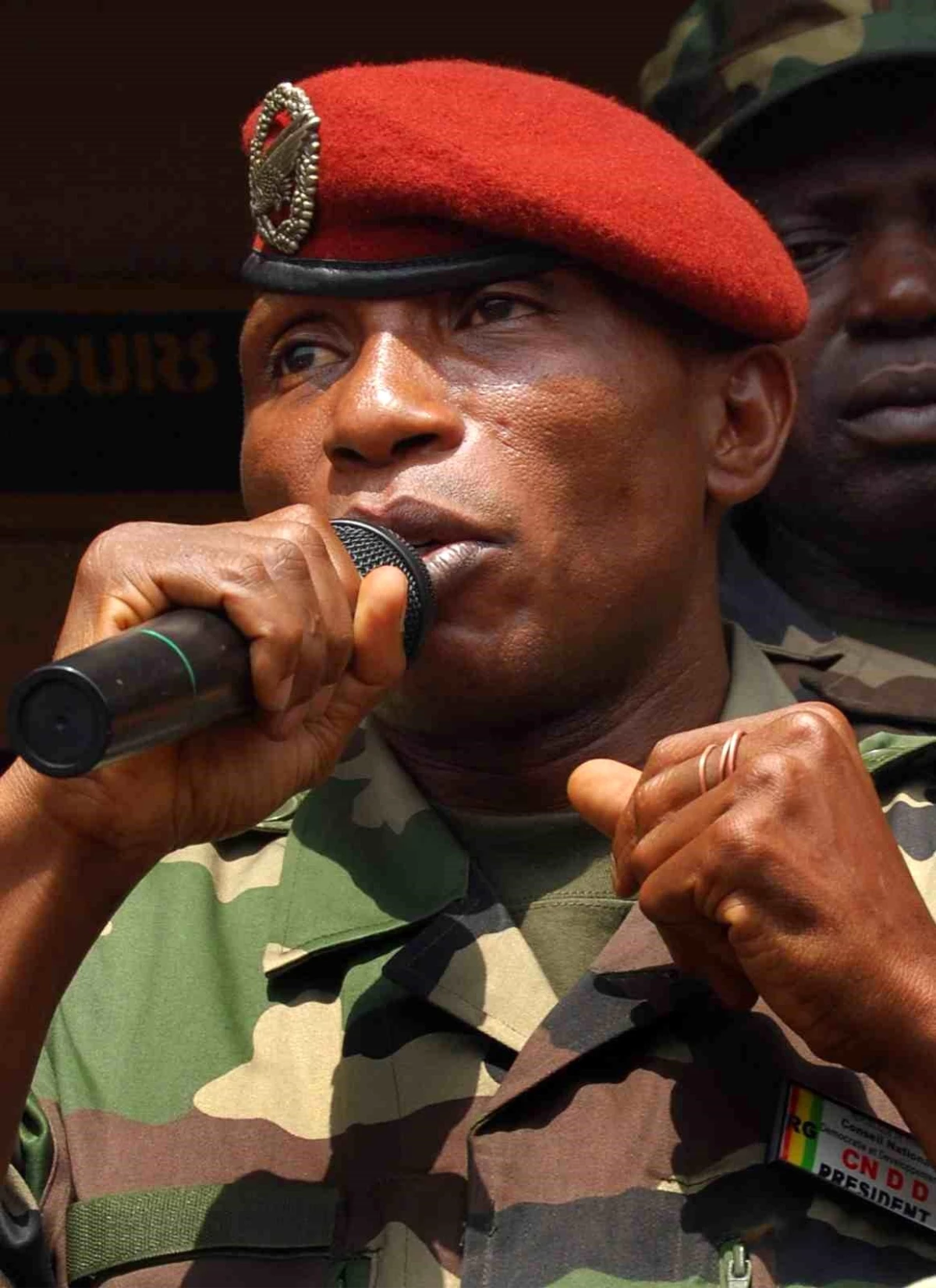 Gine\'de Firar Eden Eski Cumhurbaşkanı Yakalandı