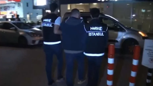 Interpol kırmızı bülteniyle aranıyorlardı! Comanchero suç örgütünün yöneticileri İstanbul'da yakalandı