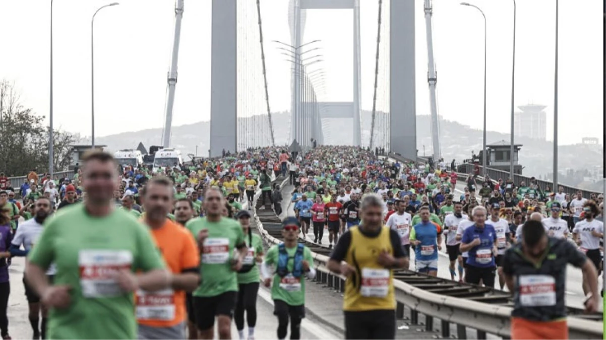 45. İstanbul Maratonu nedeniyle 15 Temmuz Şehitler Köprüsü trafiğe kapatıldı
