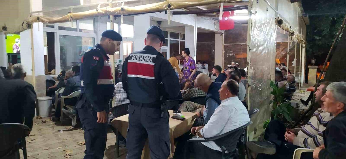 Bursa\'da Yasa Dışı Bahis Operasyonunda 3 Kişi Yakalandı