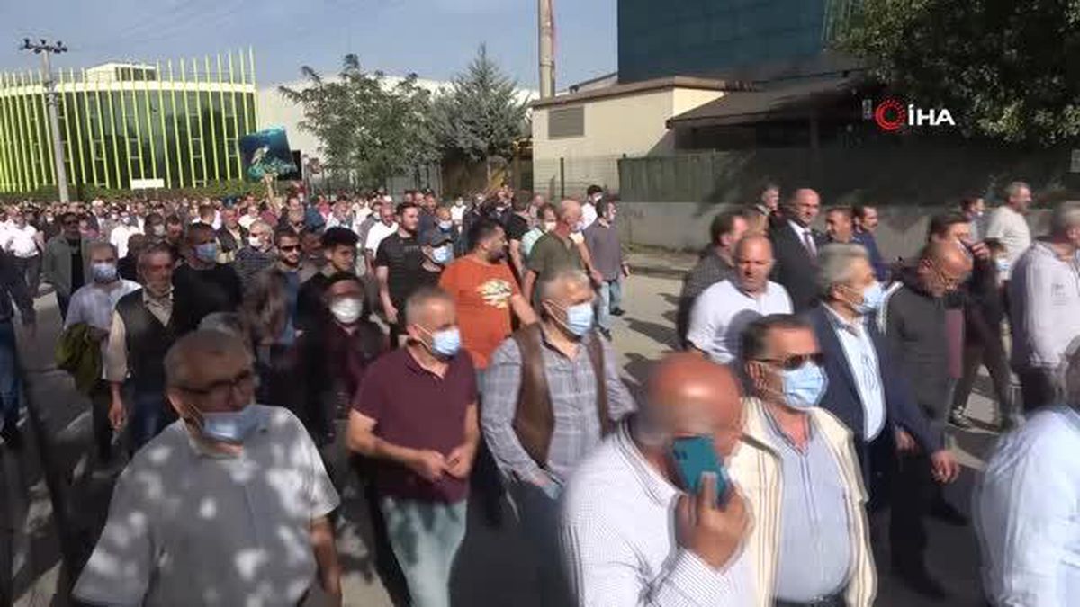 Mahalleli Fabrikaları Protesto Etti