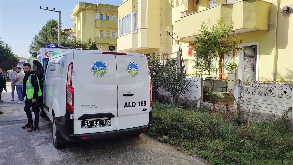 Sakarya\'da Kendisinden Haber Alınamayan Adam Evde Ölü Bulundu