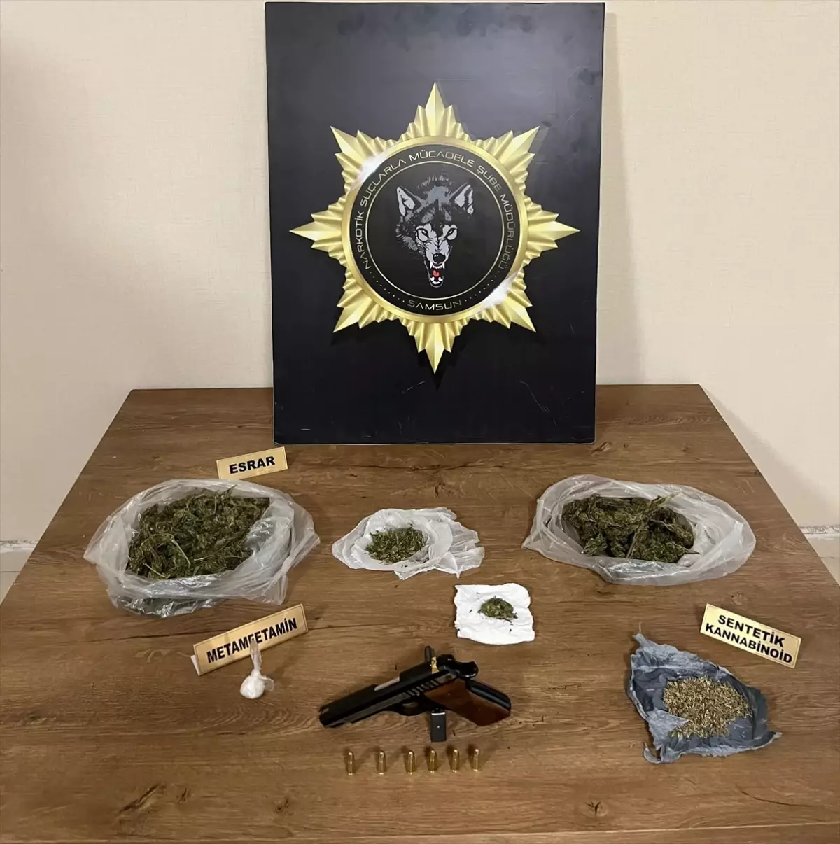 Samsun\'da Uyuşturucu Operasyonu: 3 Kişi Gözaltına Alındı