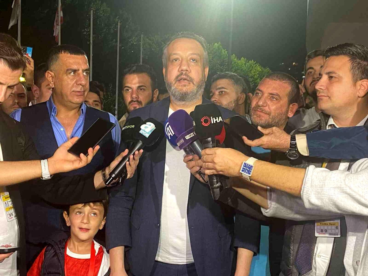 Antalyaspor Başkanı Sinan Boztepe: Şampiyonluğa iddiamız var, Türkiye Kupasını evimize getireceğiz