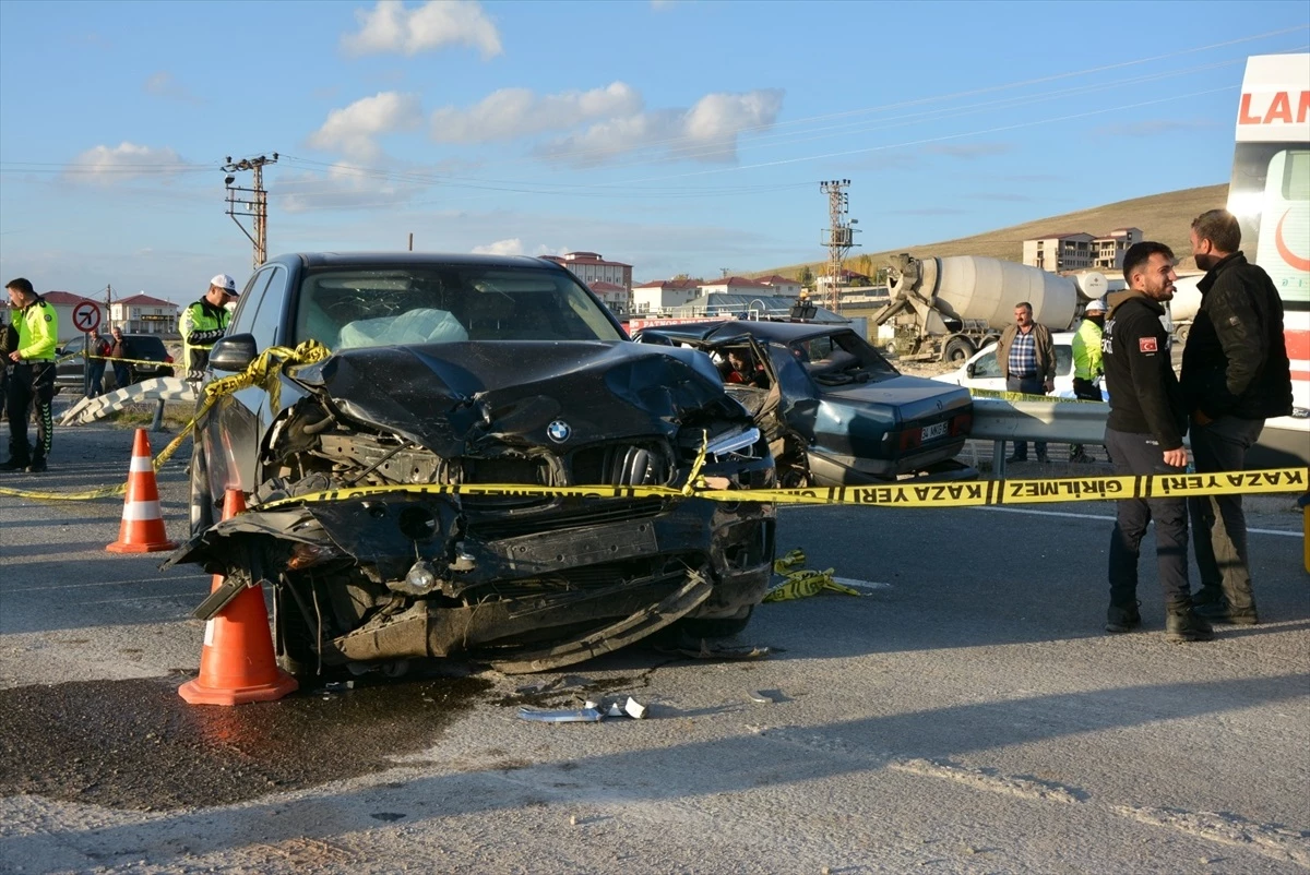 Ağrı Patnos\'ta Otomobil Kazası: 1 Ölü, 1 Yaralı