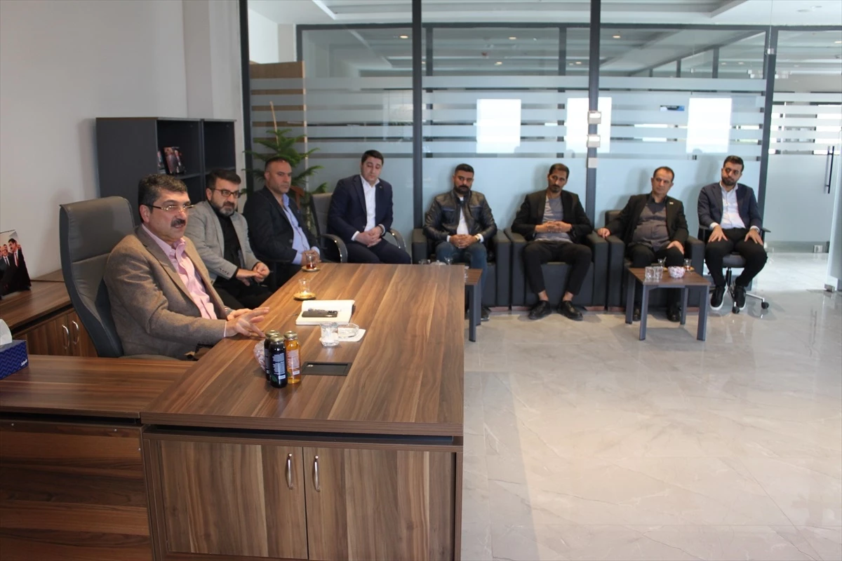 AK Parti Batman Milletvekili Ferhat Nasıroğlu, MÜSİAD Batman Şube Başkanı İrfan Özdemir ile Görüştü