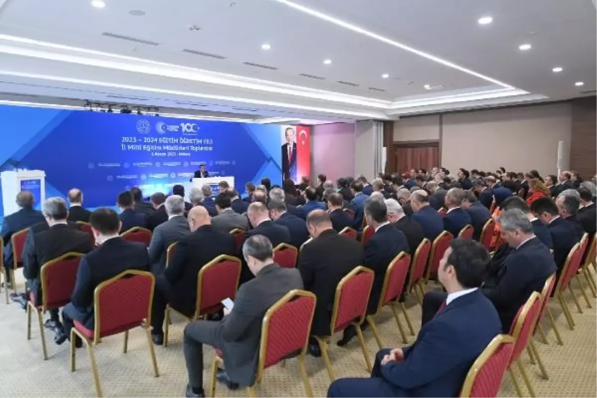 Milli Eğitim Bakanı Tekin, il müdürleriyle bir araya geldi