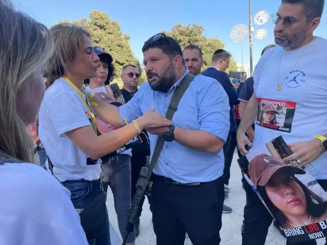 İsrail meclisi önünde protesto! Toplanan öfkeli kalabalığın tek bir isteği vardı