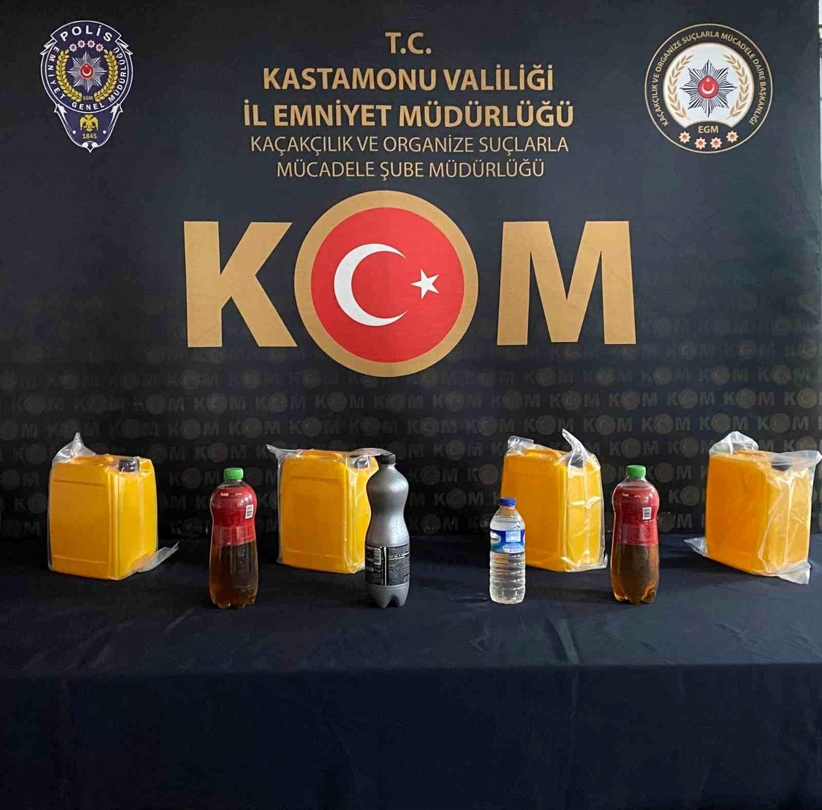 Kastamonu\'da Kaçak Alkol Operasyonu: 24 Litre Kaçak Alkol Ele Geçirildi