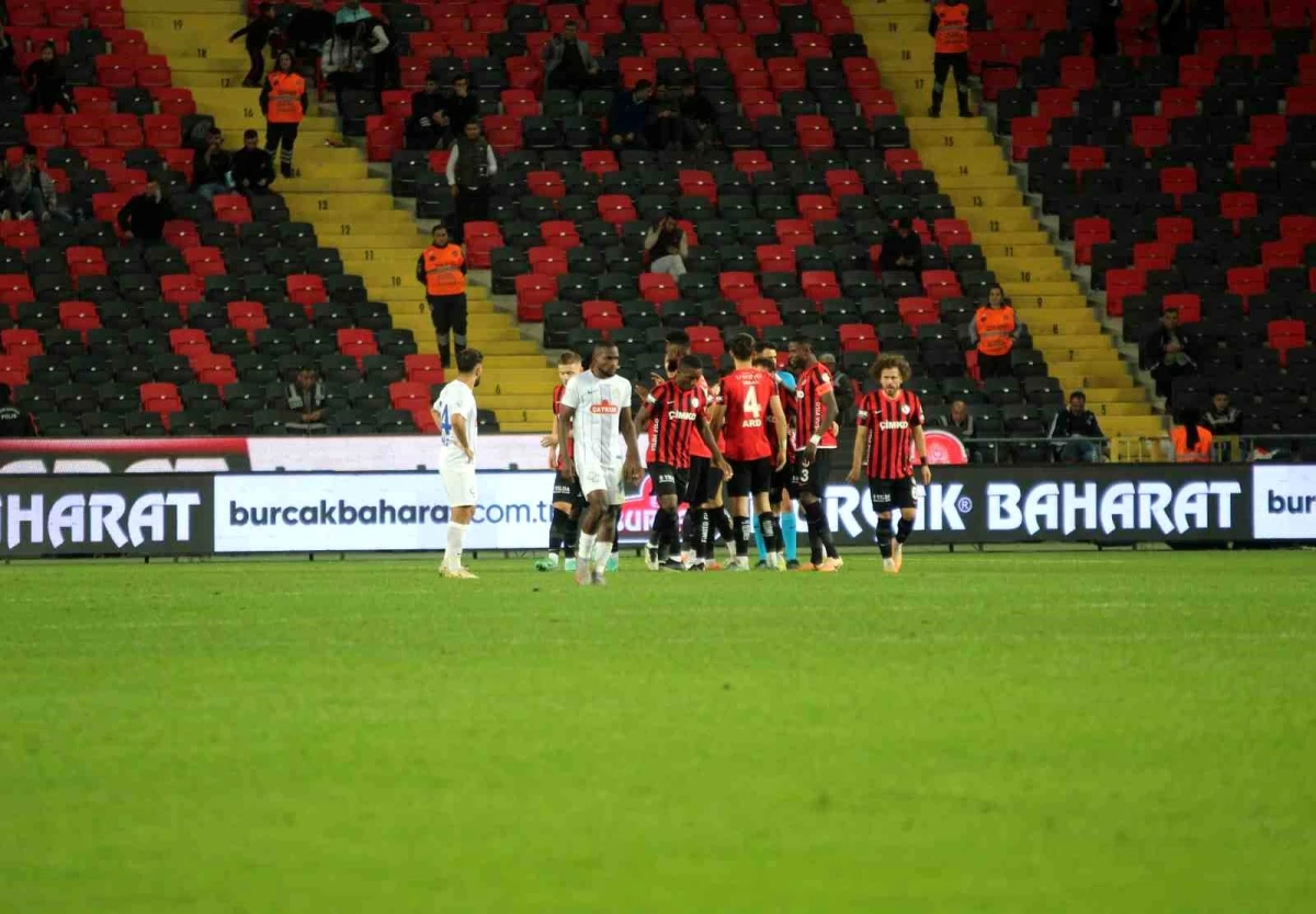 Gaziantep FK, Ç.Rizespor\'u 2-0 mağlup etti