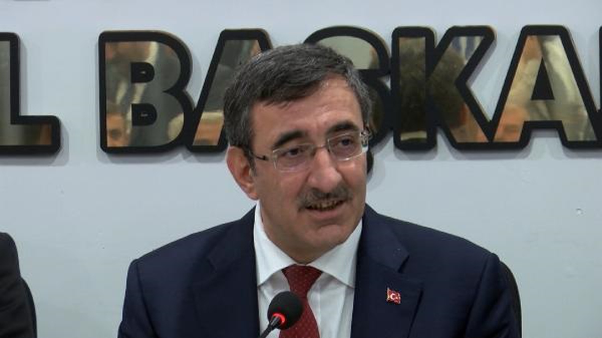 Cumhurbaşkanı Yardımcısı Yılmaz, AK Parti Malatya İl Başkanlığında konuştu Açıklaması