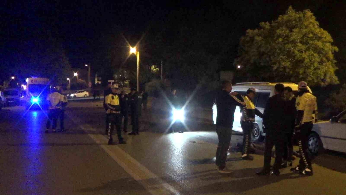 Denizli\'de Alkollü Sürücü İki Öğrenciyi Öldürdü