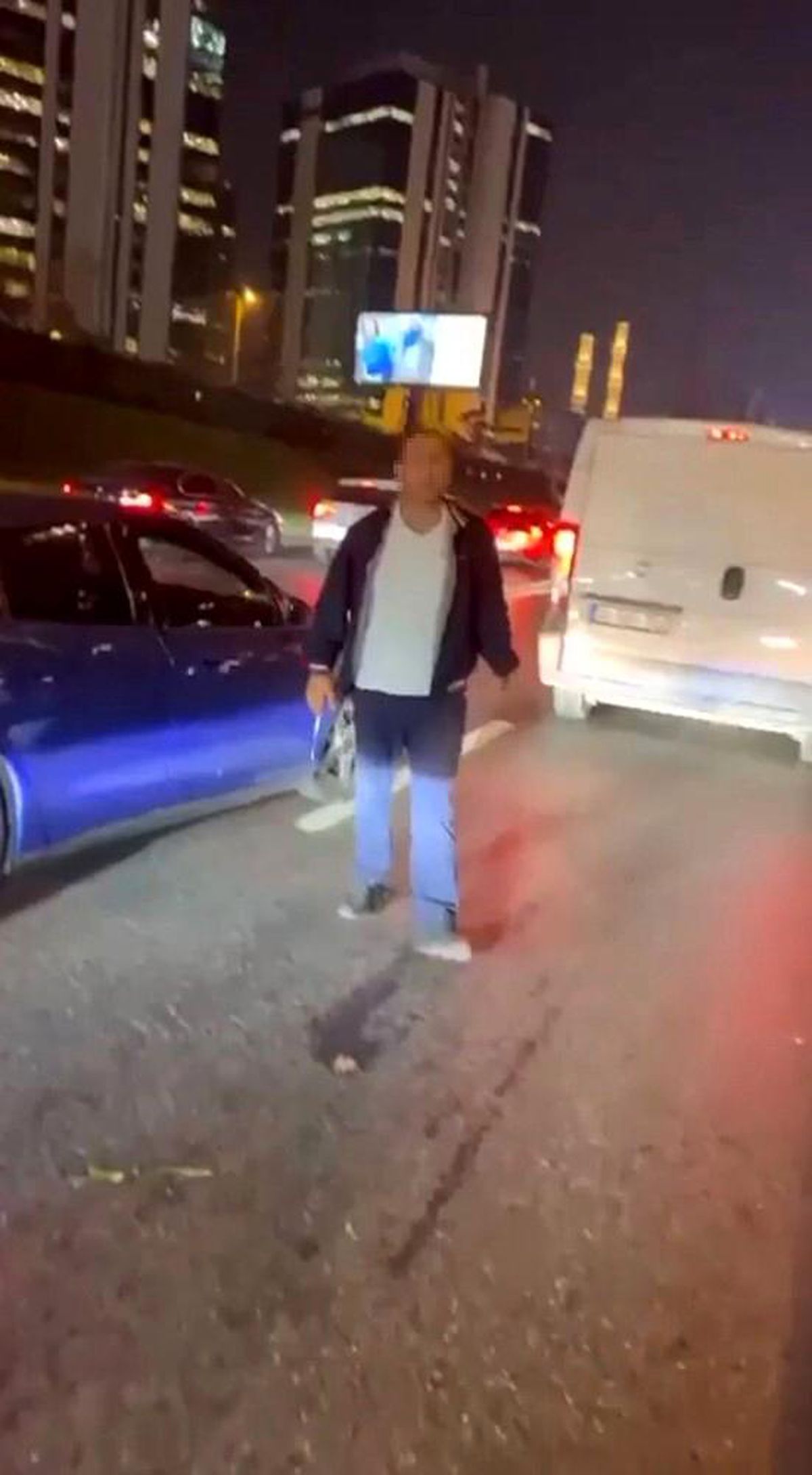 Levent\'te İETT Şoförü Sürücüye Saldırdı