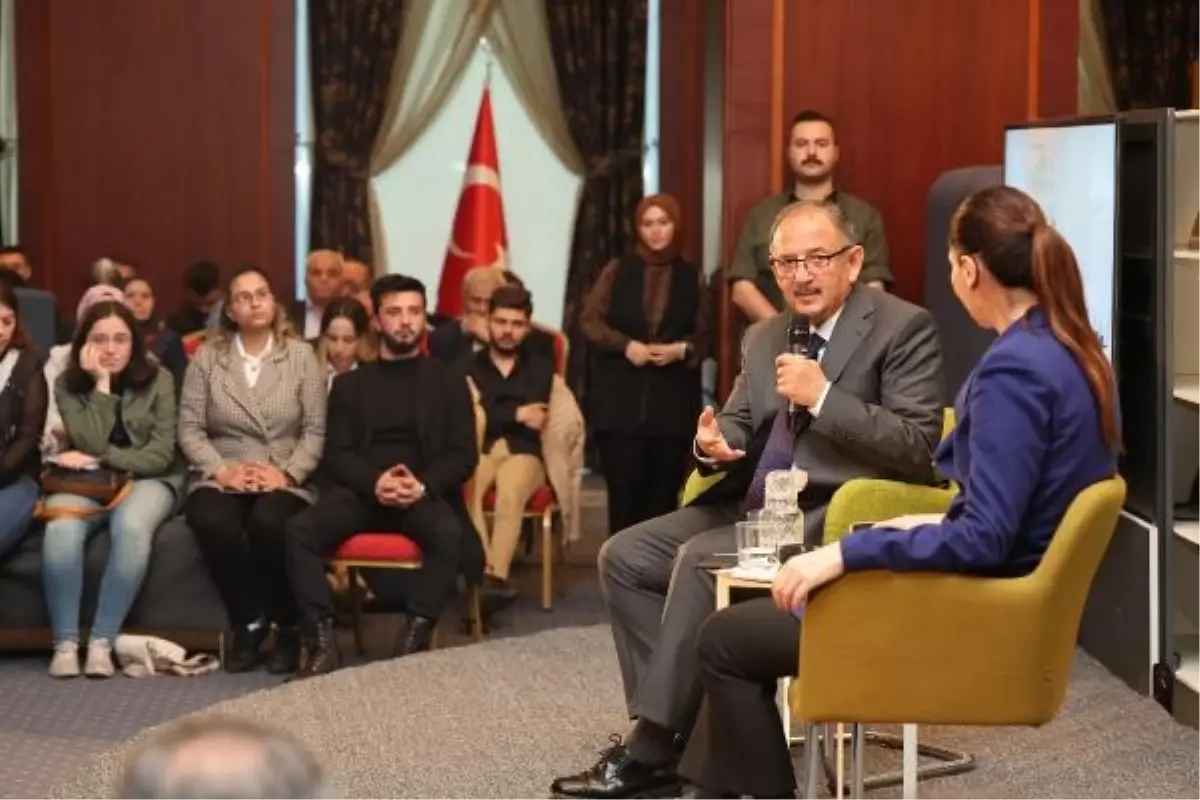 Özhaseki: İstanbul\'a birkaç senede 500-600 bin konut yapacağız