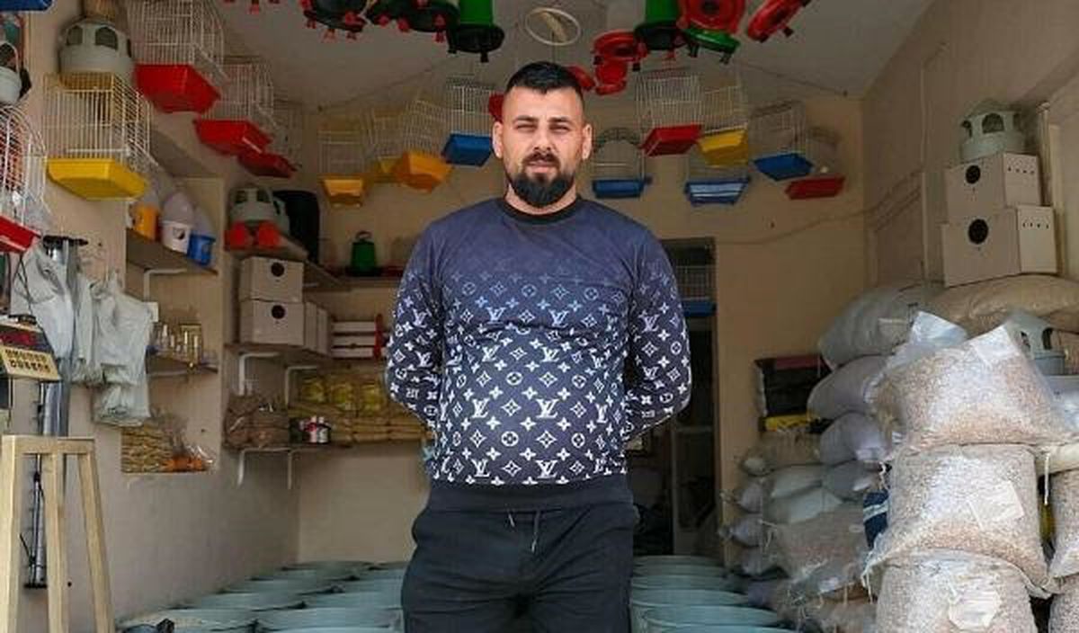 İzmir\'de Petshop İşletmecisi Bıçaklanarak Öldürüldü