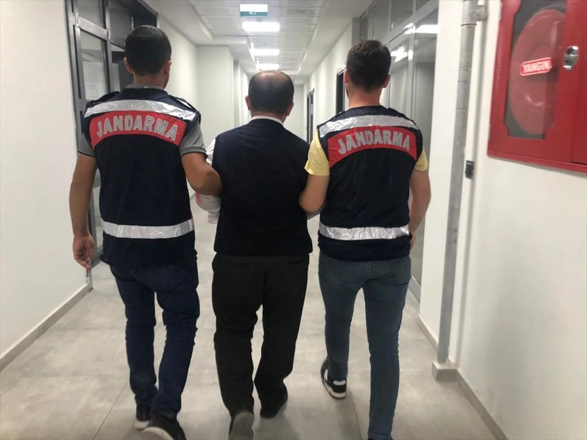 Şanlıurfa\'da FETÖ operasyonunda 2 zanlı tutuklandı
