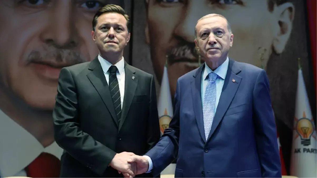  İYİ Parti\'den istifa eden Eskişehir Milletvekili Nebi Hatipoğlu, AK Parti\'ye katıldı