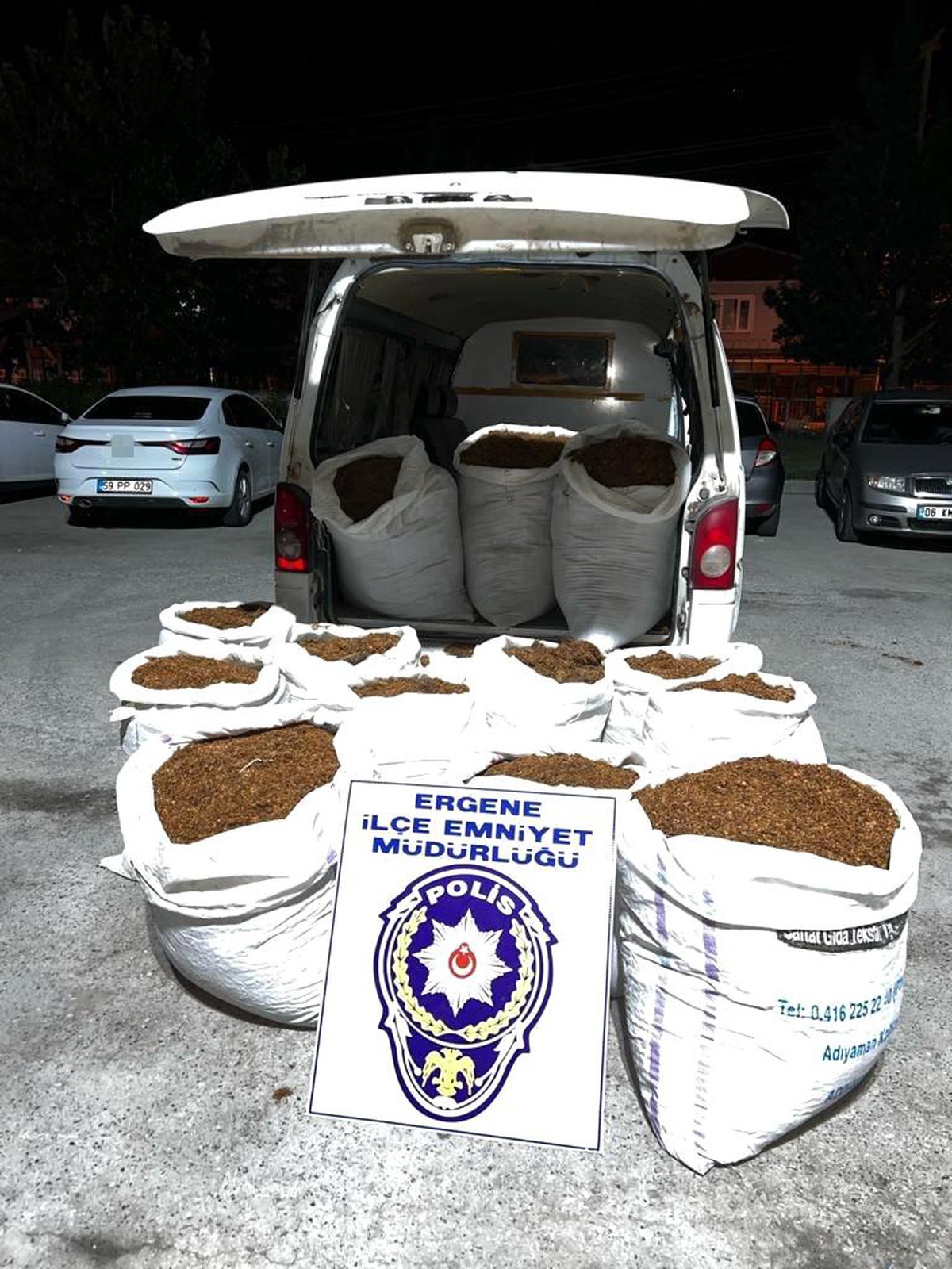 Tekirdağ\'da 298 Kilogram Bandrolsüz Tütün Ele Geçirildi