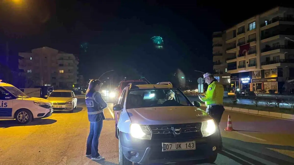 Antalya\'da trafik ve asayiş denetimi yapıldı