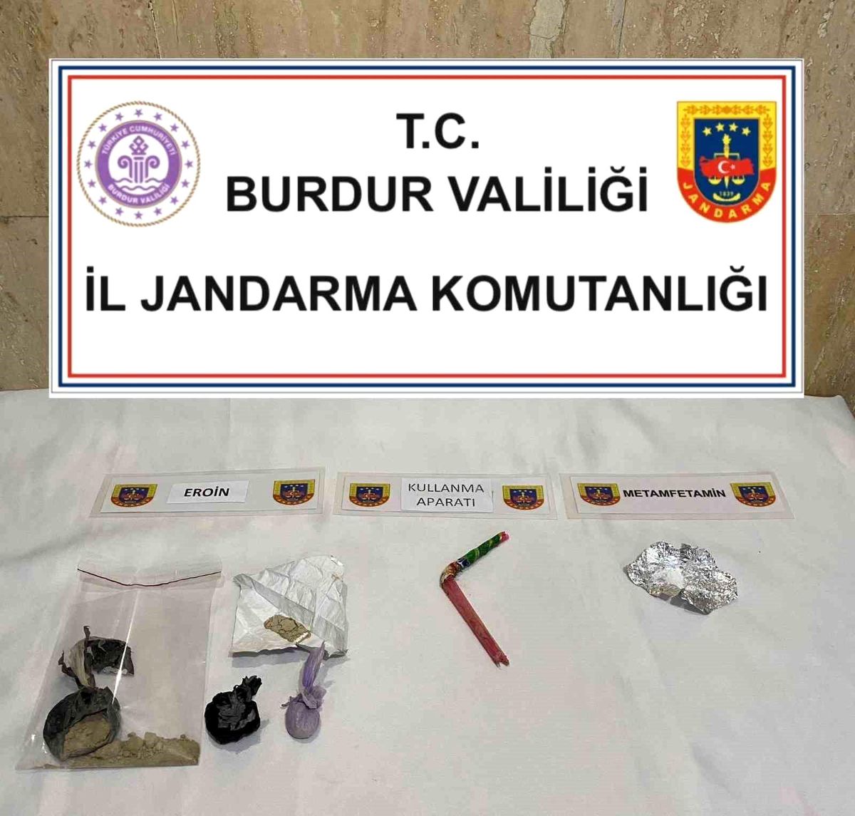 Burdur\'da Uyuşturucu Operasyonunda 2 Şüpheli Tutuklandı