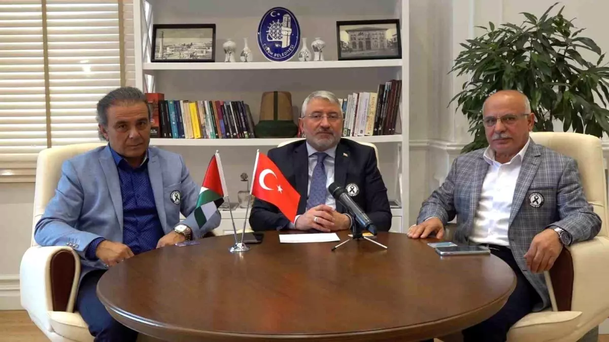 Çorum Belediyesi, 2 bin personeliyle İsrail\'i boykot ediyor